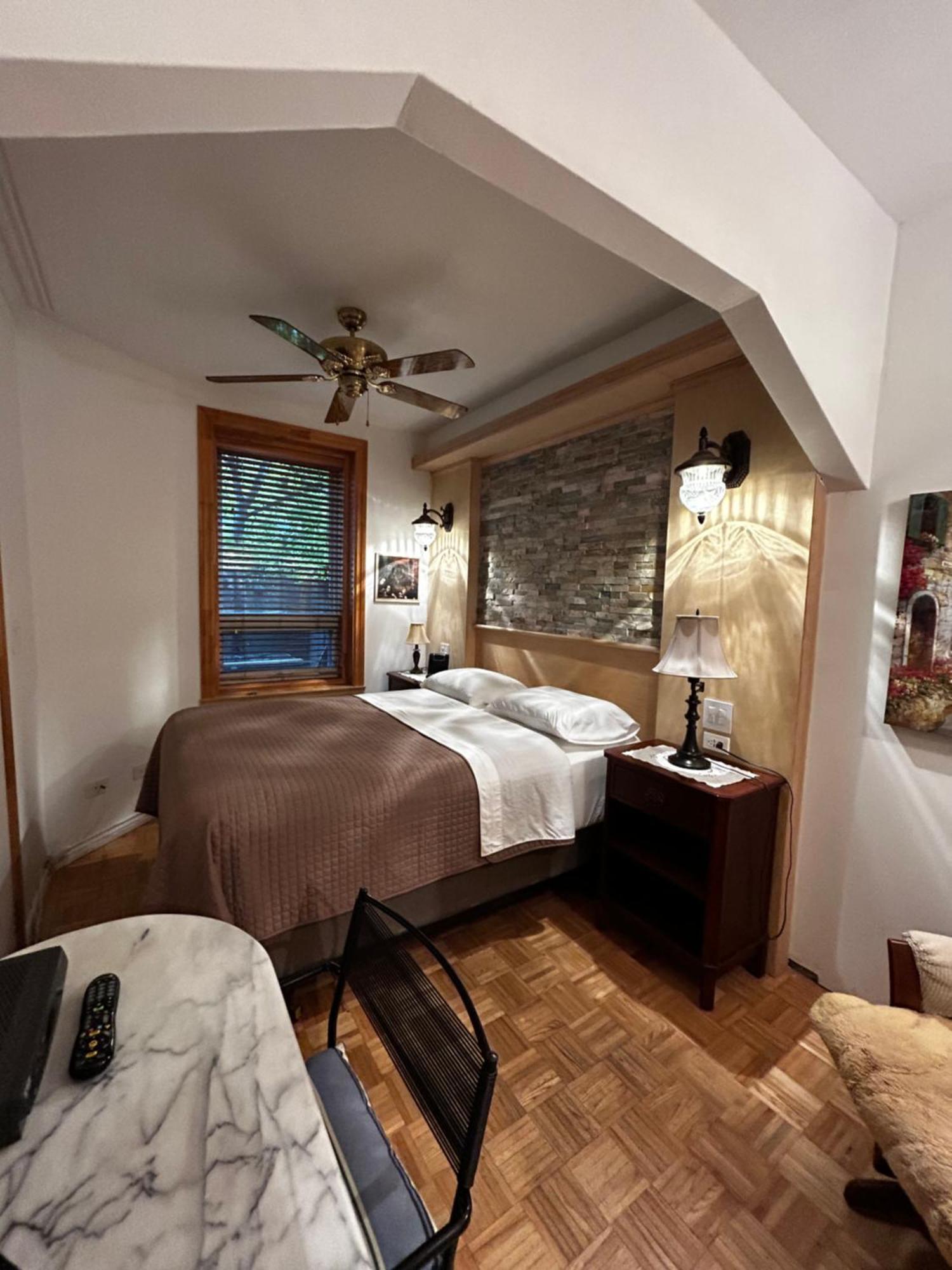 Gite Le Sieur de Joliette Montréal Extérieur photo